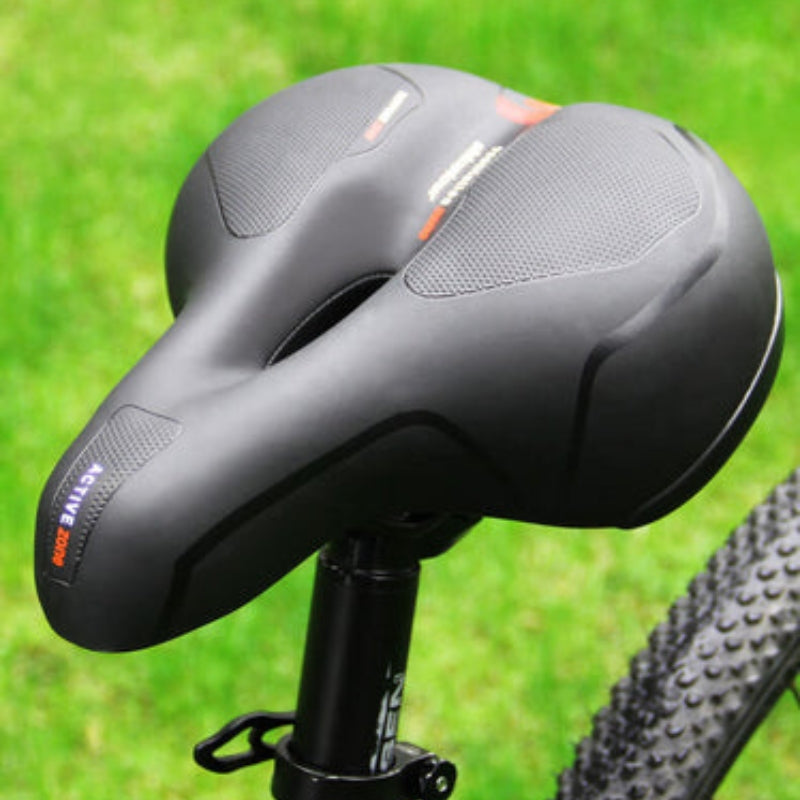 ErgoSeat – Comfortabel gevoerd fietszadel met ventilatiezone en reflecterende veiligheidsstrip