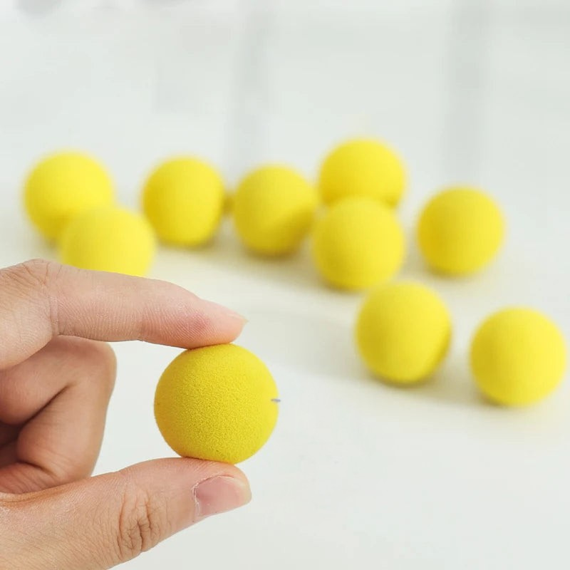 PetPlay - Interactief speelgoedpistool met 9 elastische ballen voor honden en katten