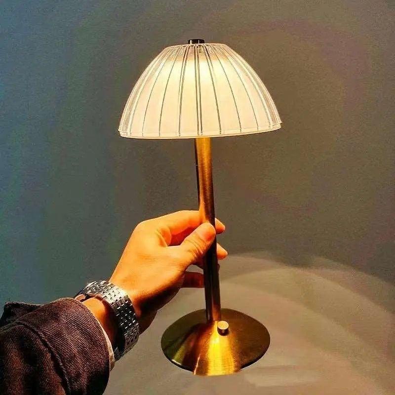LumiGlide - Slanke moderne LED-bureaulamp met aanraakbediening en instelbare helderheid