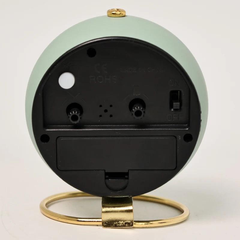 QuietTik - Minimalistische Scandinavische klok met stil quartz-uurwerk