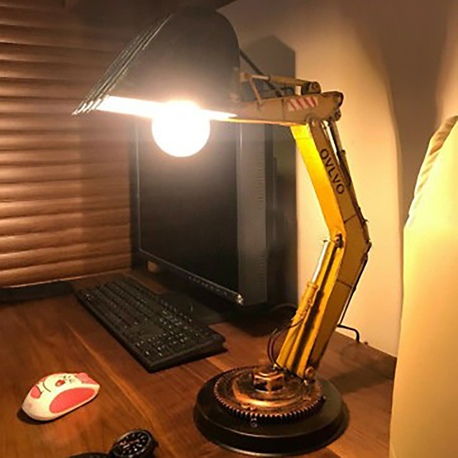 DiggerBeam - Graafmachine LED-tafellamp met verstelbare lichtrichting