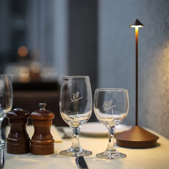 LumiGlow - Elegante draadloze LED-tafellamp voor elke ruimte