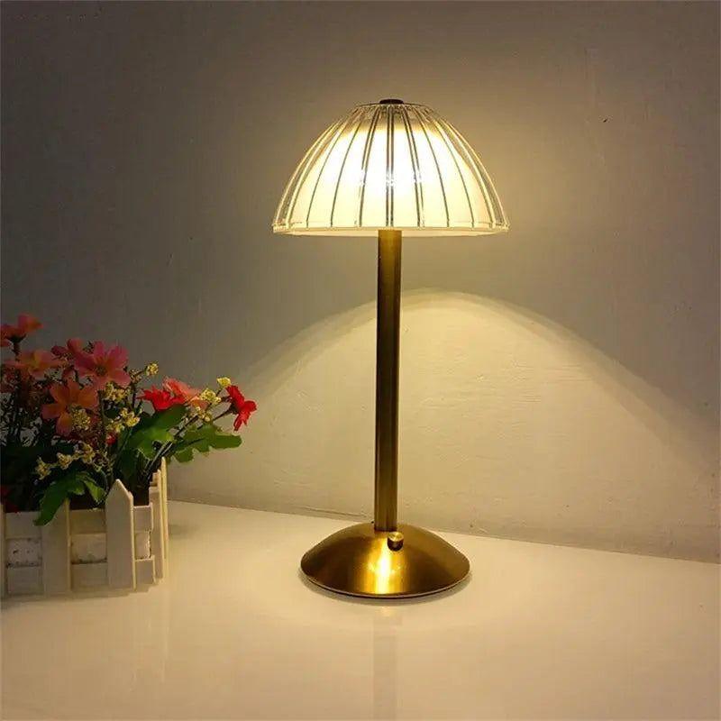 LumiGlide - Slanke moderne LED-bureaulamp met aanraakbediening en instelbare helderheid