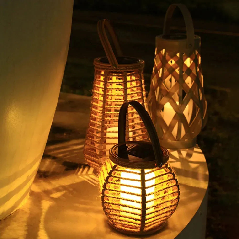 SolarGlow - Lantaarn op zonne-energie voor elegante buitenverlichting en warmte